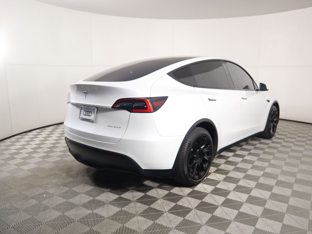 Thumbnail: 2021 Tesla Model Y - 5