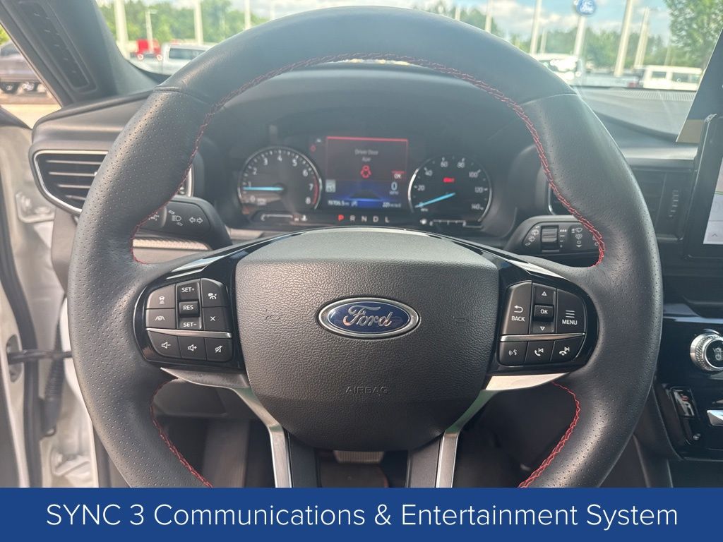 2024 Ford Explorer ST-Line