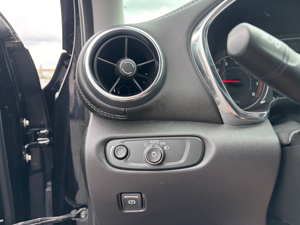 Used Car 2025 Chevrolet Blazer  Lt For Sale Under $35,000 In Austin, Texas