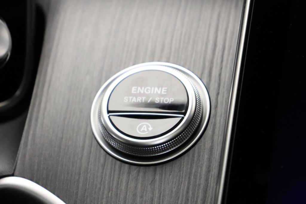 Thumbnail: 2027 Mercedes-Benz GLC - 24