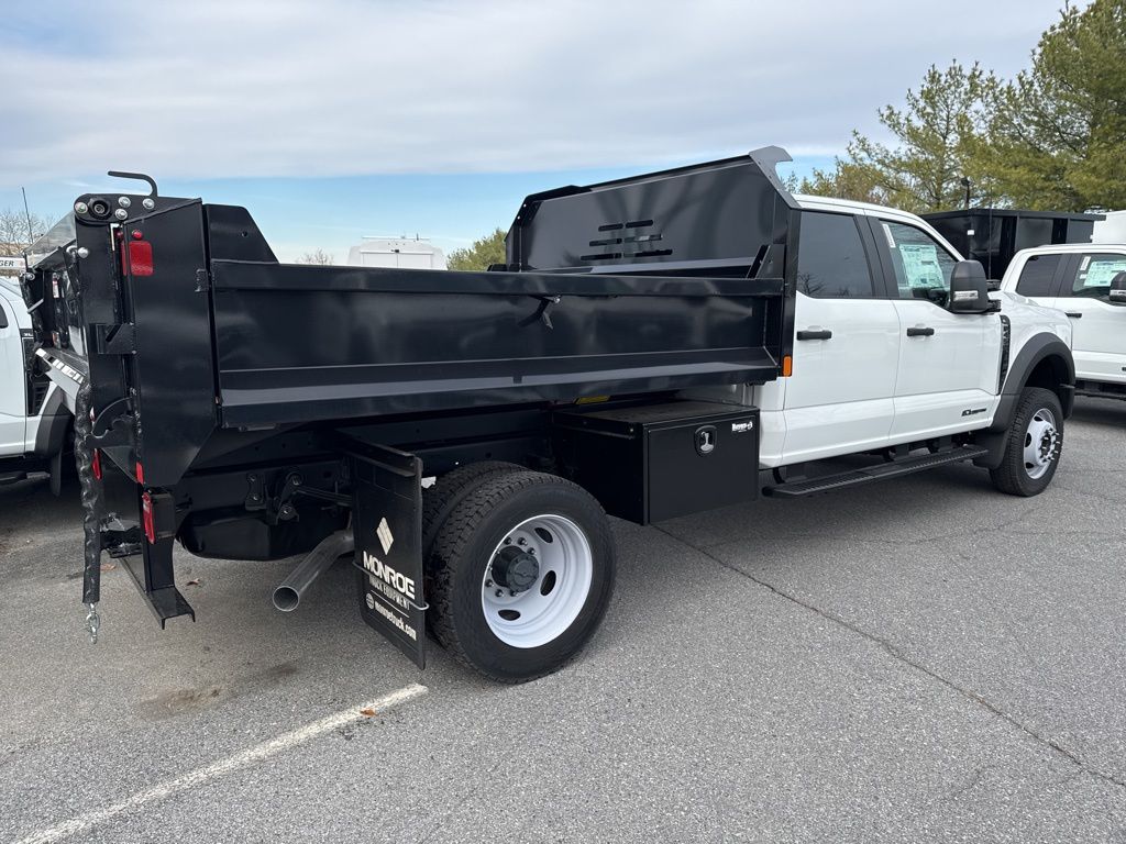 2025 Ford F-450 Chassis XL