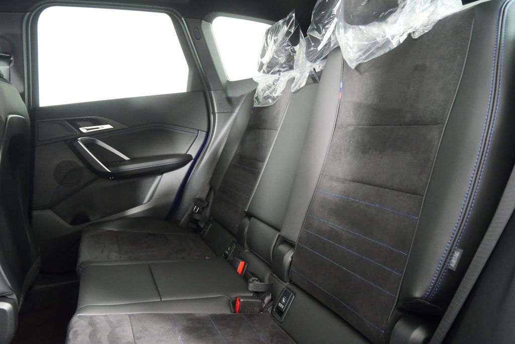 Thumbnail: 2025 BMW X1 - 15