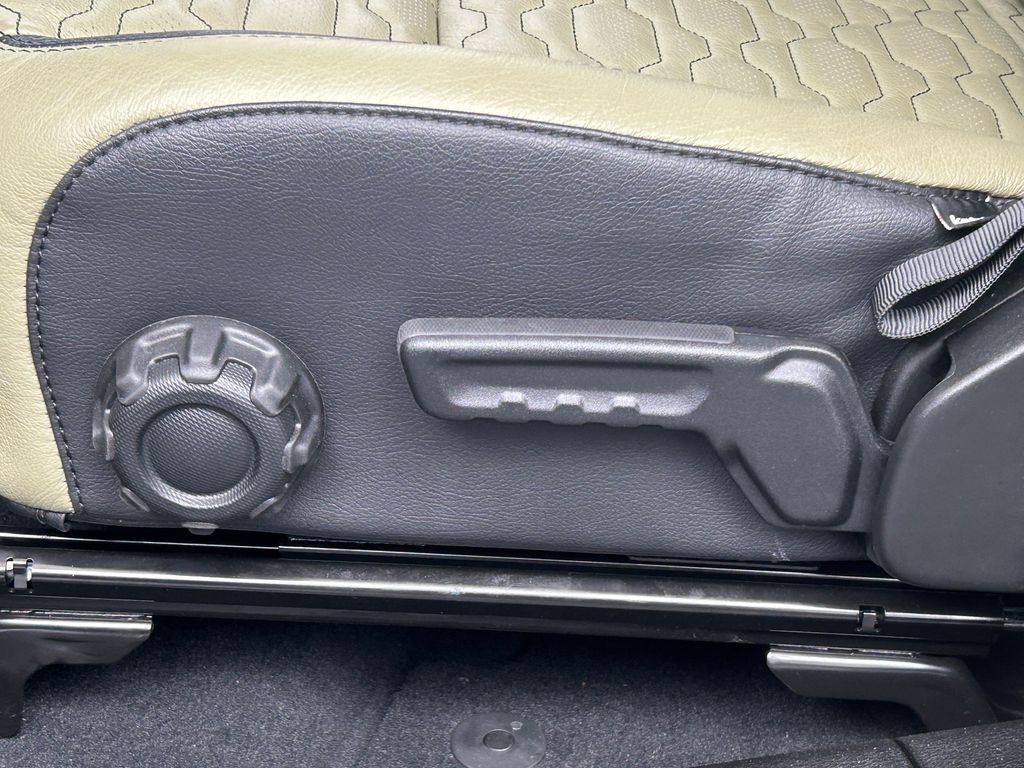 New 2026 Pj5 Jeep Sport image 13