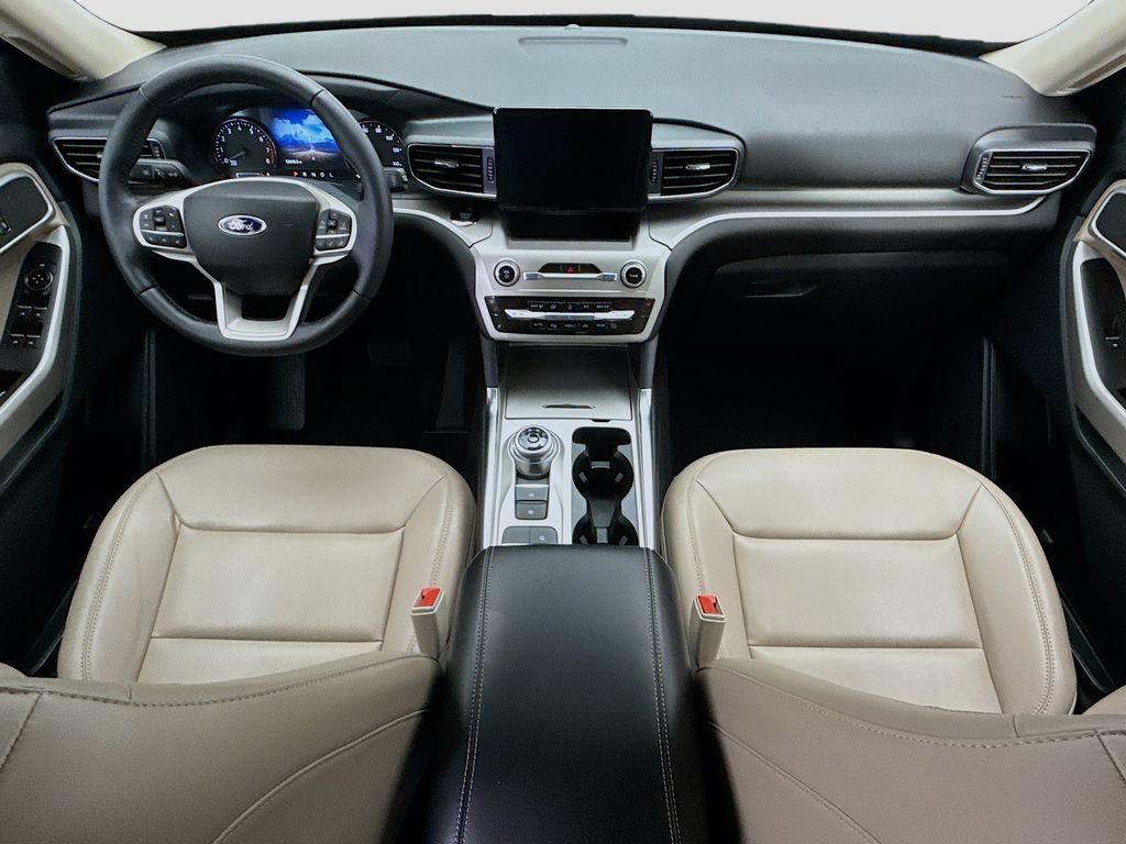 Thumbnail: 2022 Ford Explorer - 13