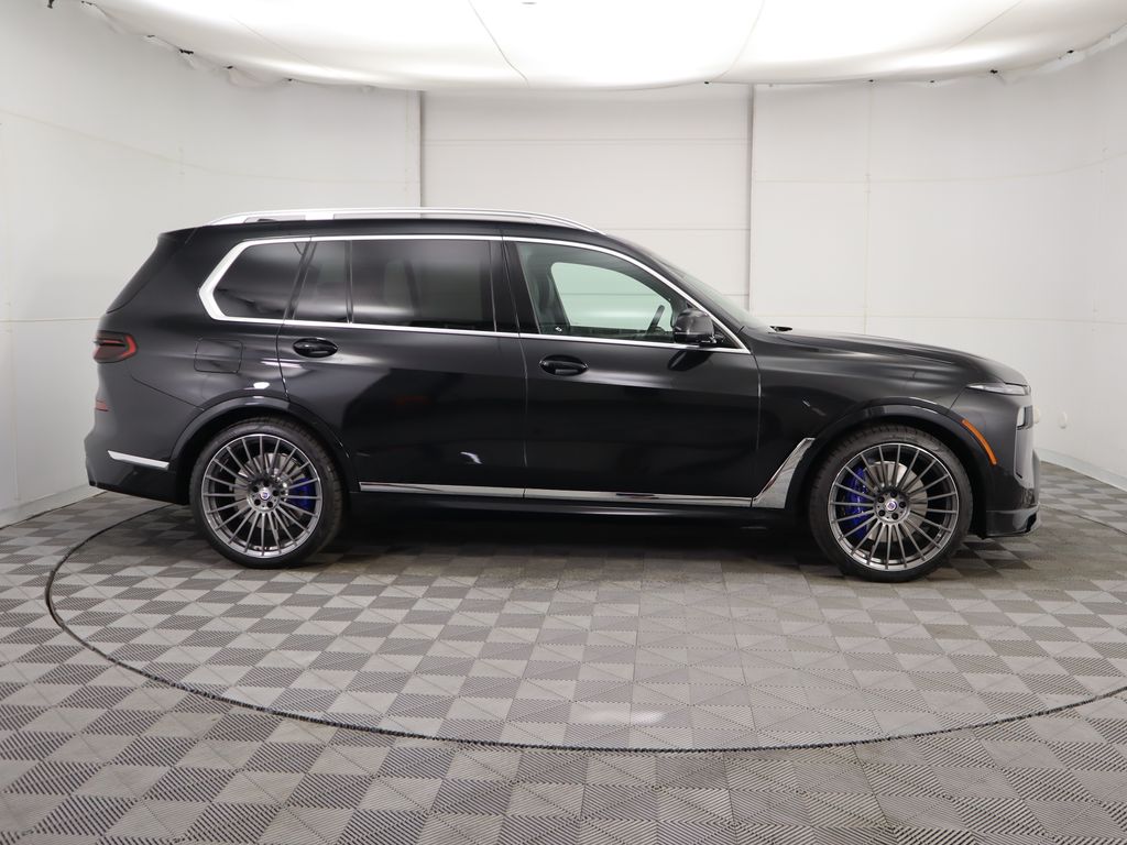 Thumbnail: 2026 BMW X7 - 4