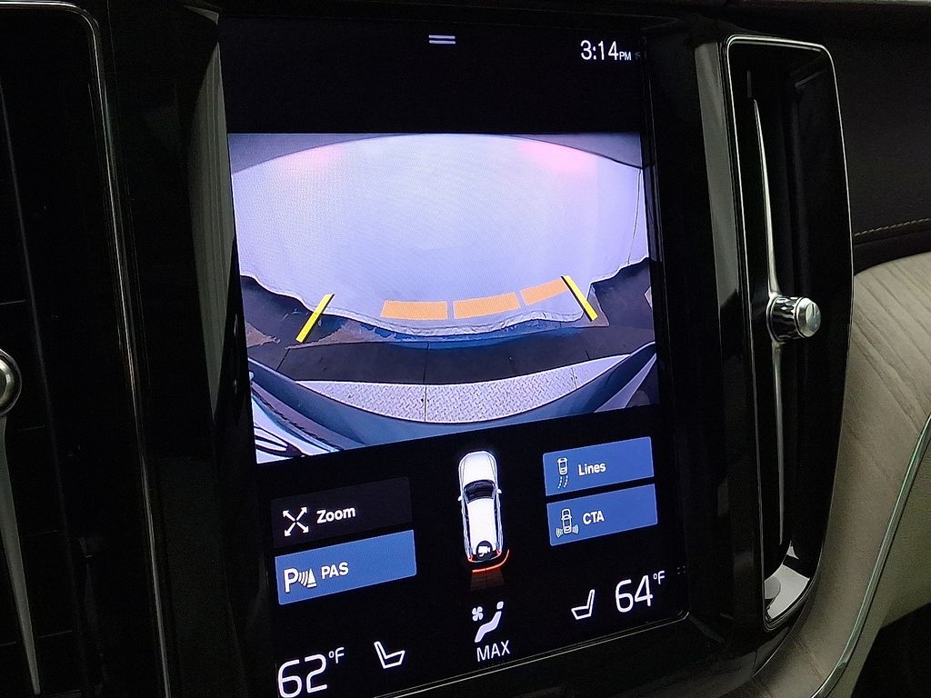 Thumbnail: 2021 Volvo XC60 - 20