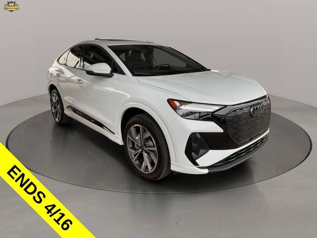 Glacier White Metallic 2023 Audi Q4 e-tron Sportback quattro Premium 50 Sedan All-Wheel Drive Automatic