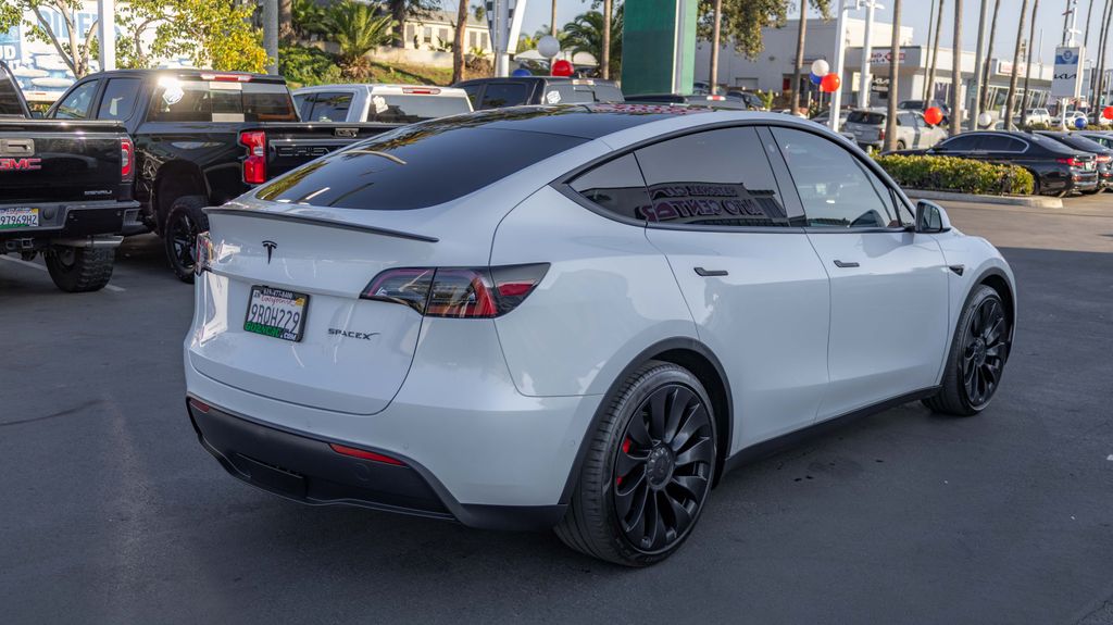 Used 2022 Tesla Model Y Performance 4D Sport Utility