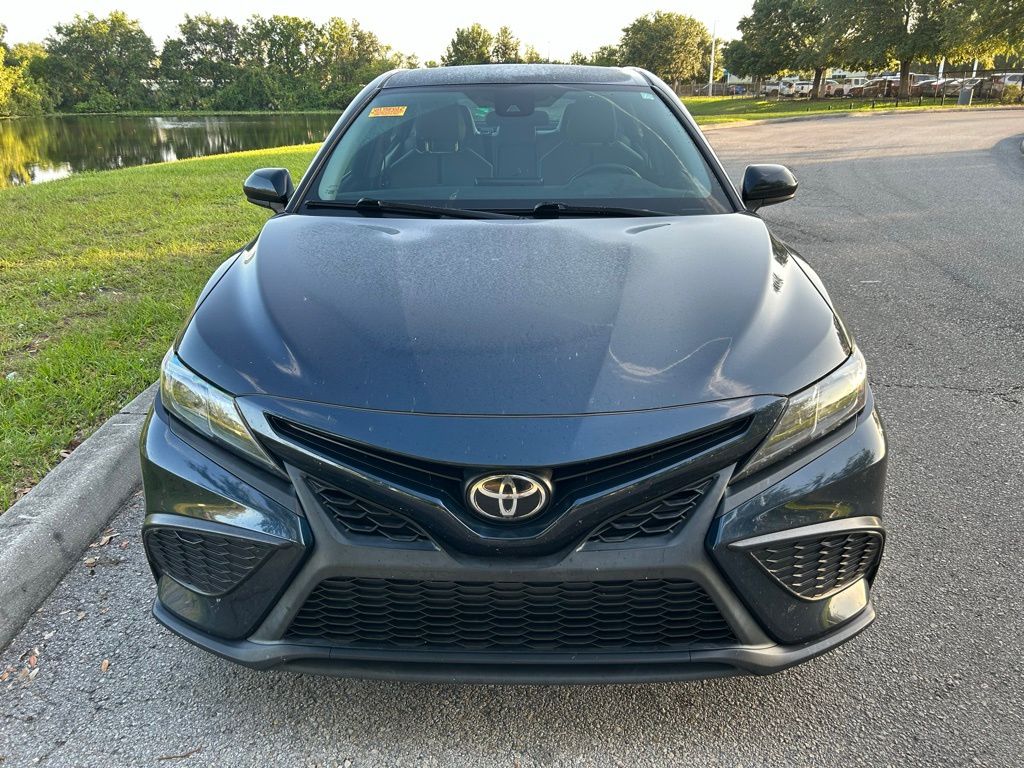 2021 Toyota Camry SE 8