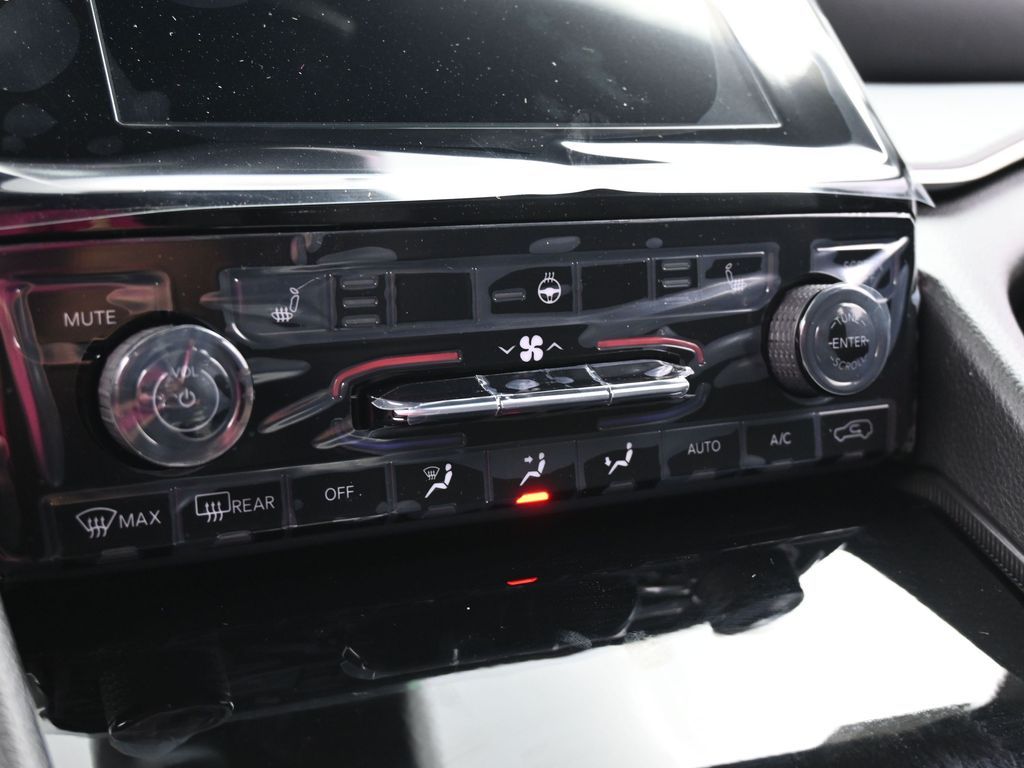 New 2025 Silver Zynith Jeep Altitude X image 22