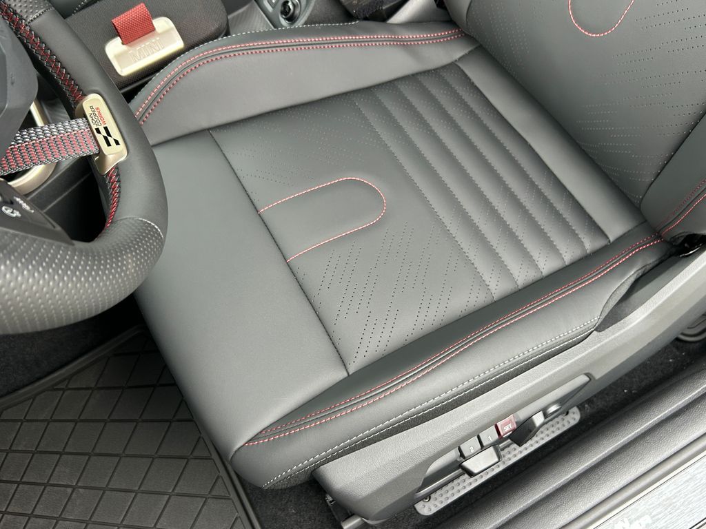 Thumbnail: 2026 MINI Cooper - 15