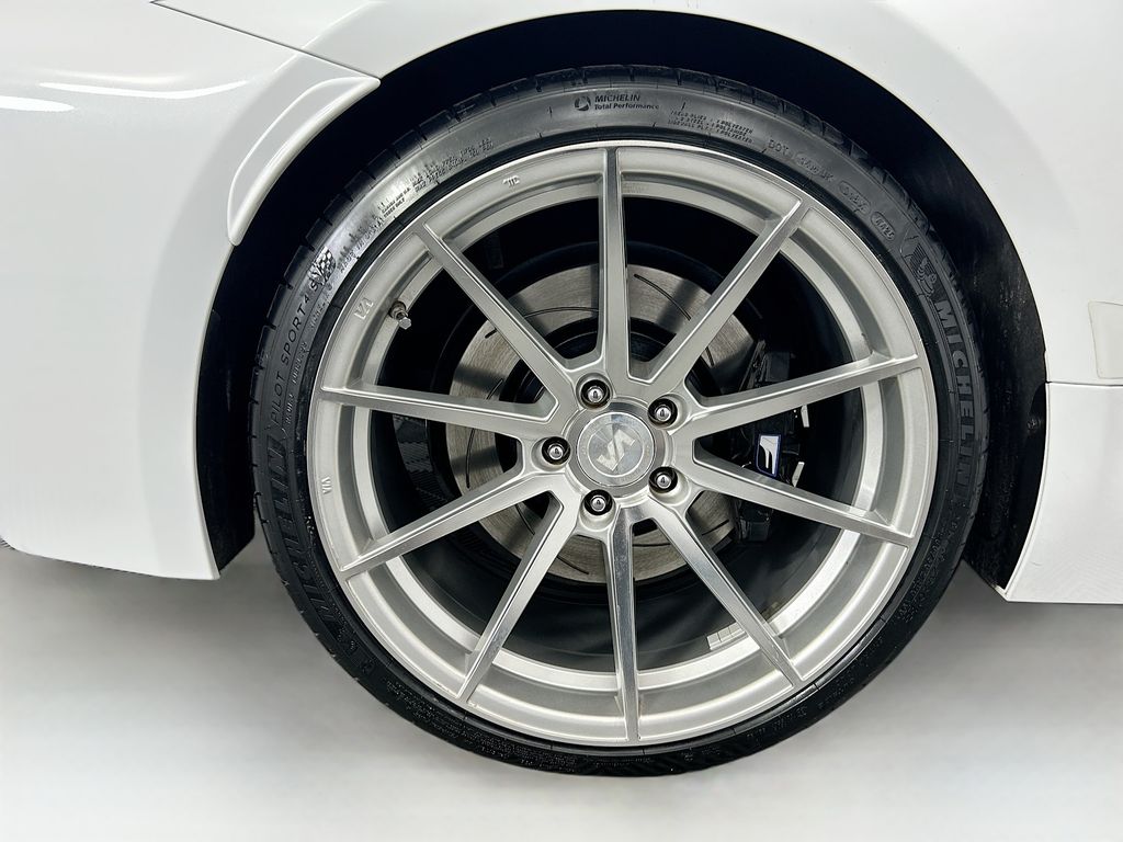 Thumbnail: 2017 Lexus RC - 32