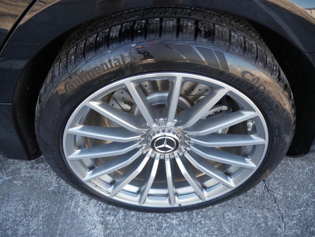 Thumbnail: 2023 Mercedes-Benz AMG GT - 15