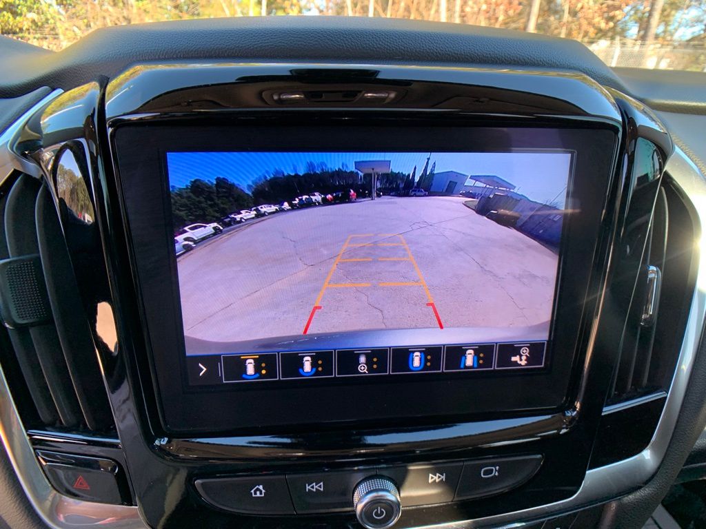 2021 Chevrolet Traverse Premier 21