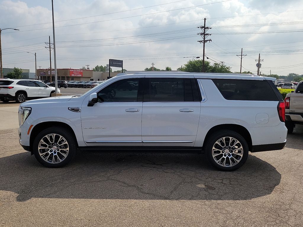 2026 GMC Yukon XL Denali - 5