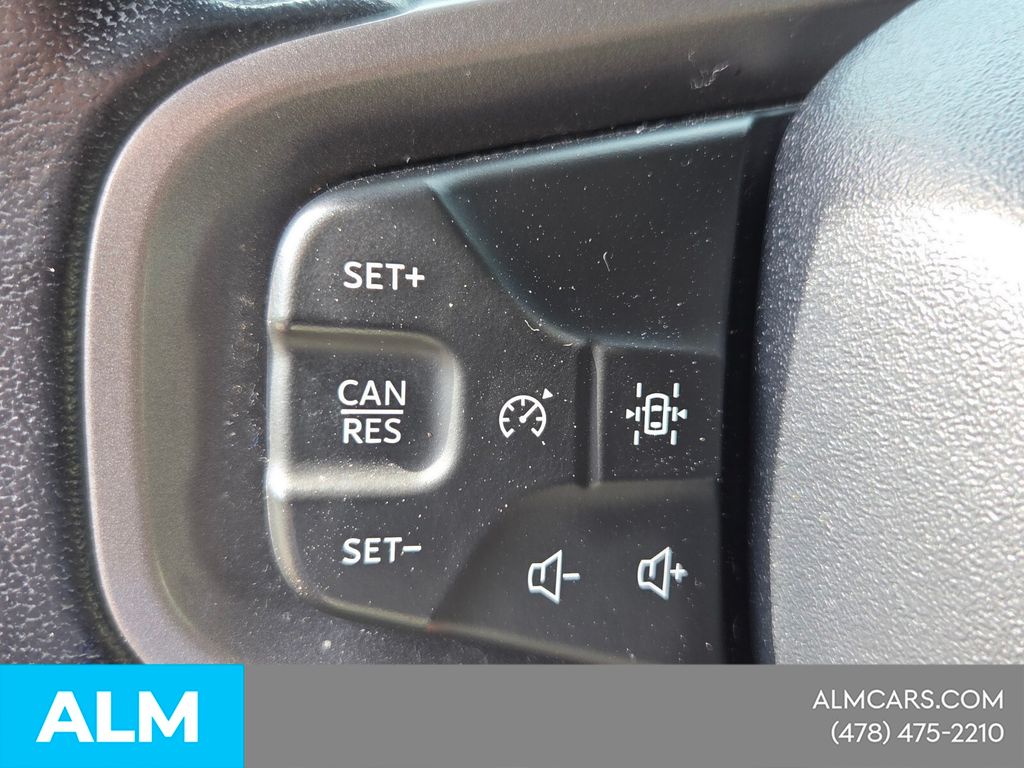 Used 2023 Black Ford Wildtrak image 26