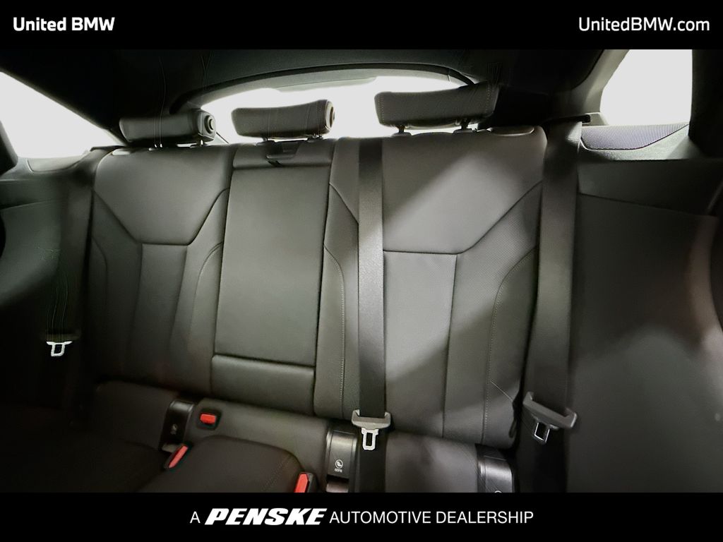 Thumbnail: 2025 BMW 4 Series - 13