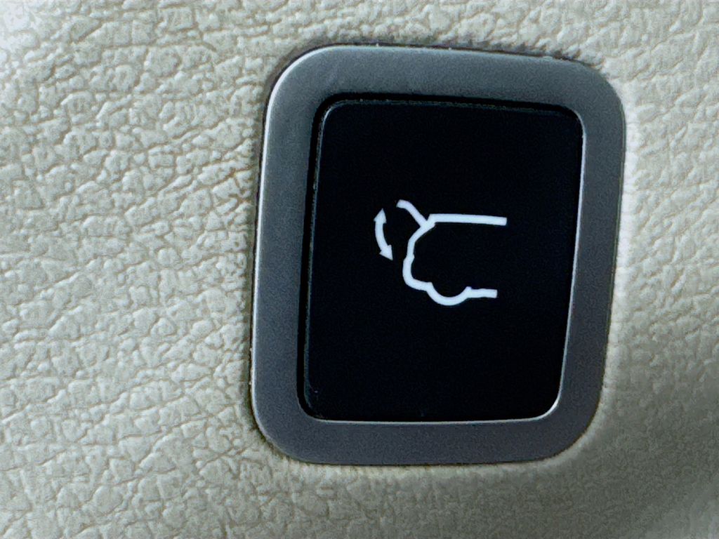 Used Car 2019 Chrysler Pacifica  Touring L Plus For Sale Under $20,000 In Austin, Texas