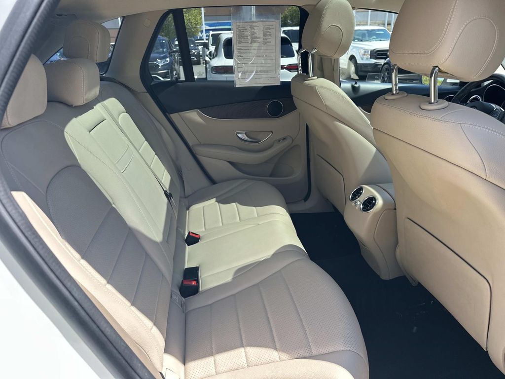 Thumbnail: 2019 Mercedes-Benz GLC - 12