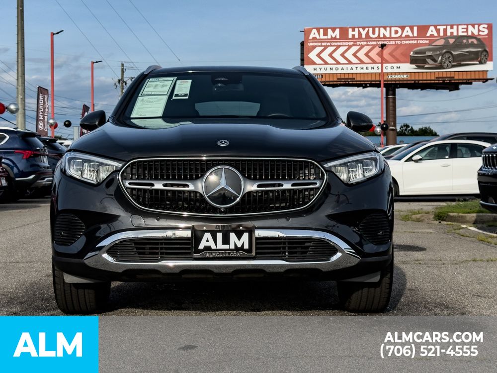 Used 2025 Gray Mercedes-Benz GLC 350e image 6