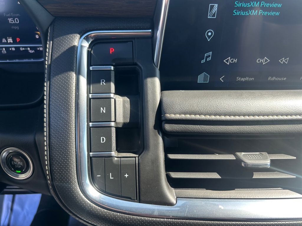 Used Car 2022 Chevrolet Suburban  Premier For Sale Under $35,000 In Floresville, Texas