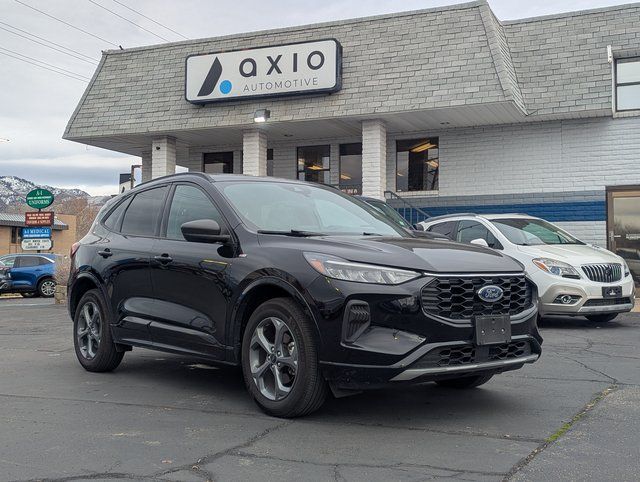 Black Metallic 2023 Ford Escape SUV / Crossover All-Wheel Drive 8-Speed Automatic