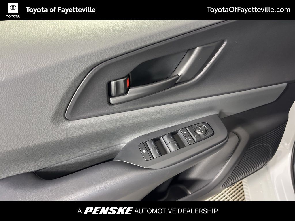 Thumbnail: 2025 Toyota Prius - 23