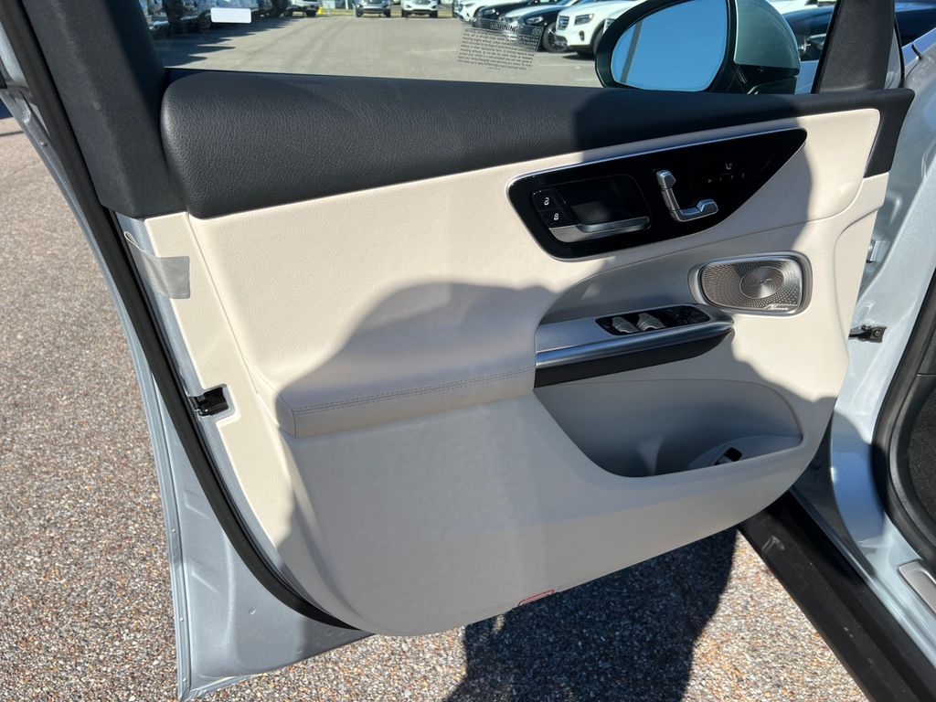 new 2026 Mercedes-Benz GLC car