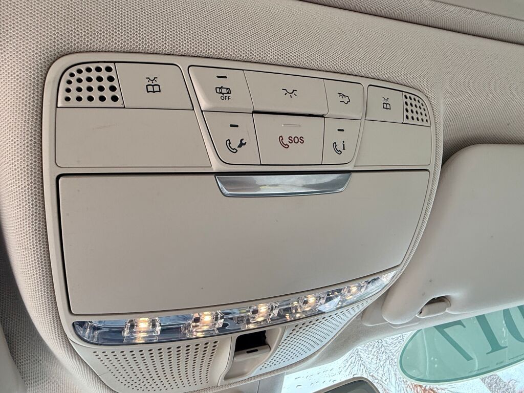 Thumbnail: 2017 Mercedes-Benz E-Class - 8