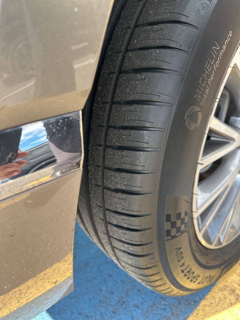 Thumbnail: 2021 Genesis GV80 - 12