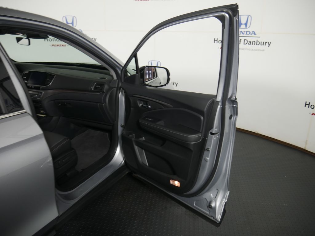 Thumbnail: 2021 Honda Ridgeline - 8