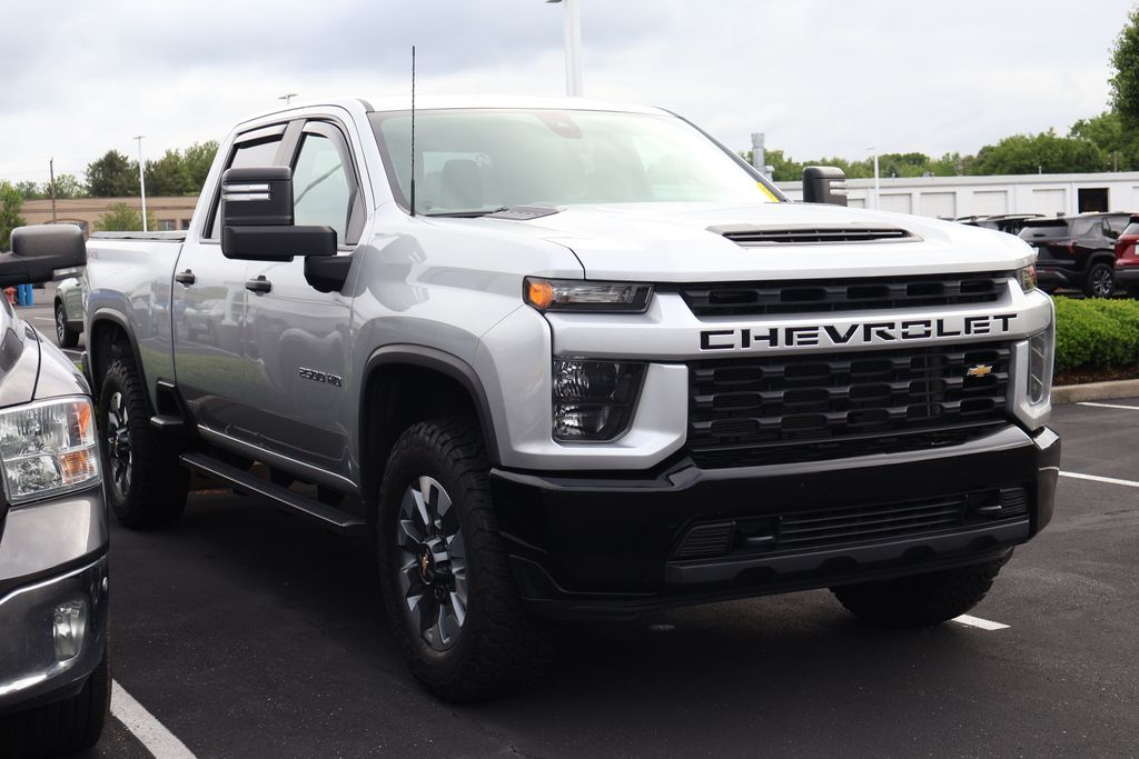 2022 Chevrolet Silverado 2500 Custom 3