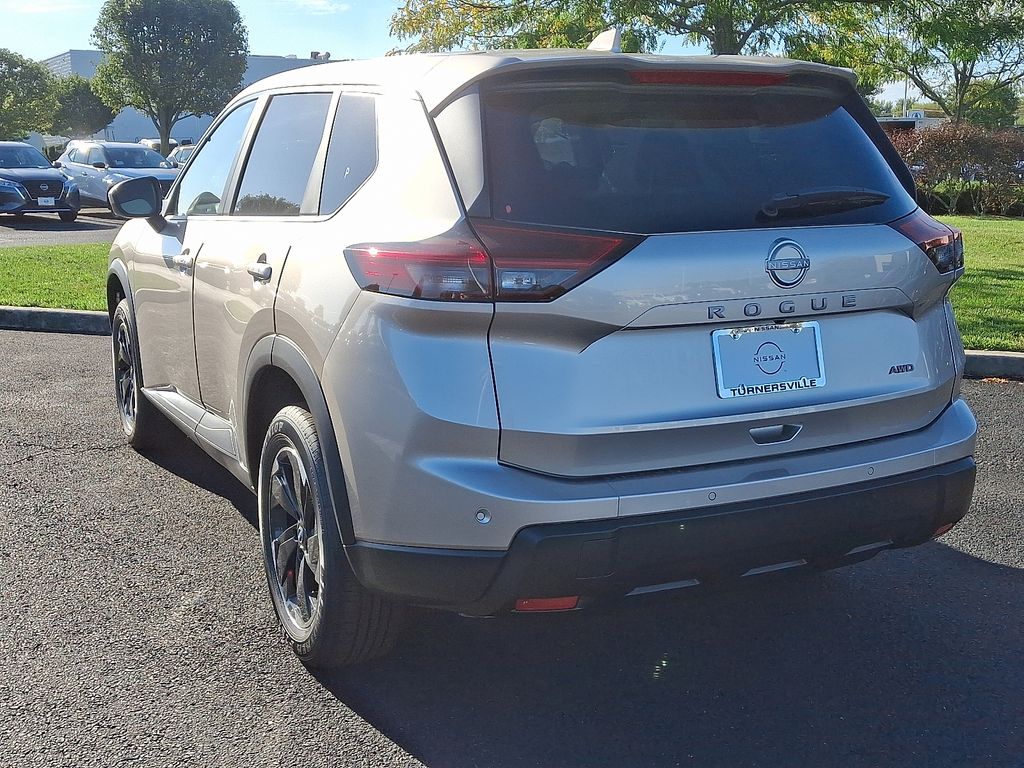 Thumbnail: 2026 Nissan Rogue - 3