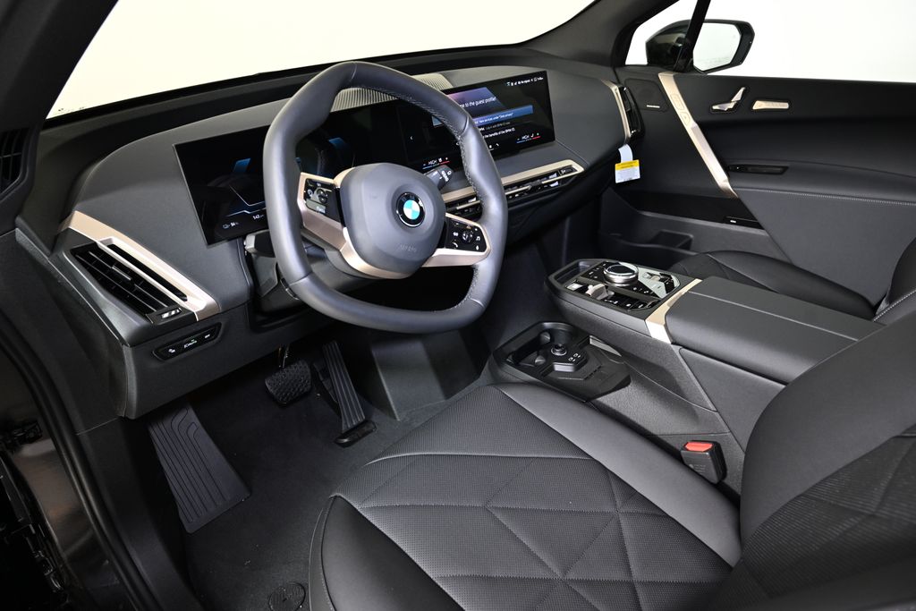 Thumbnail: 2026 BMW iX - 15