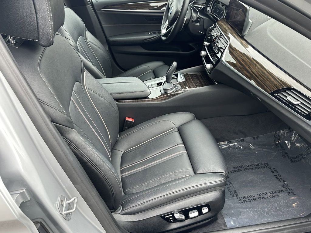 2019 BMW 5 Series 530e iPerformance 15