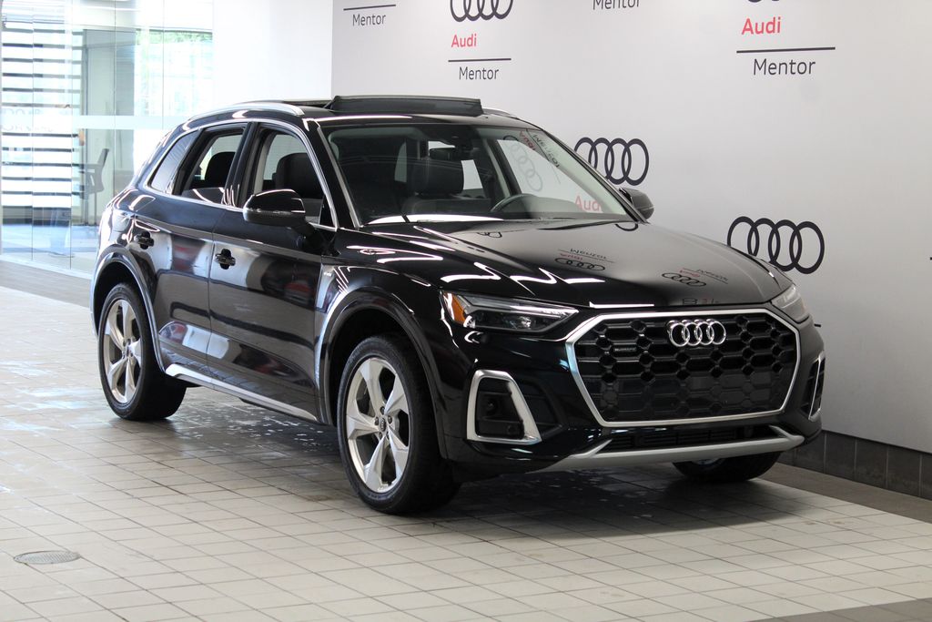 Thumbnail: 2023 Audi Q5 - 8