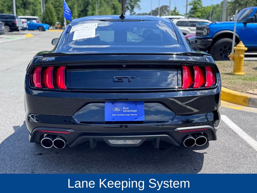 2022 Ford Mustang GT Premium Fastback