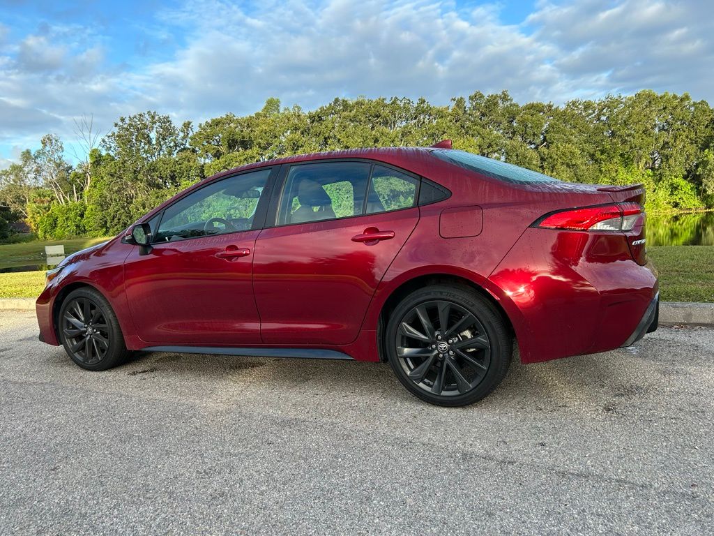 Thumbnail: 2023 Toyota Corolla - 3