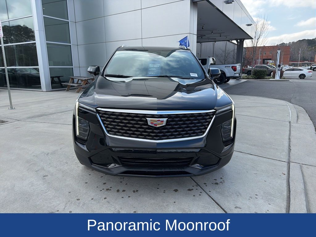 2024 Cadillac XT4 FWD Premium Luxury