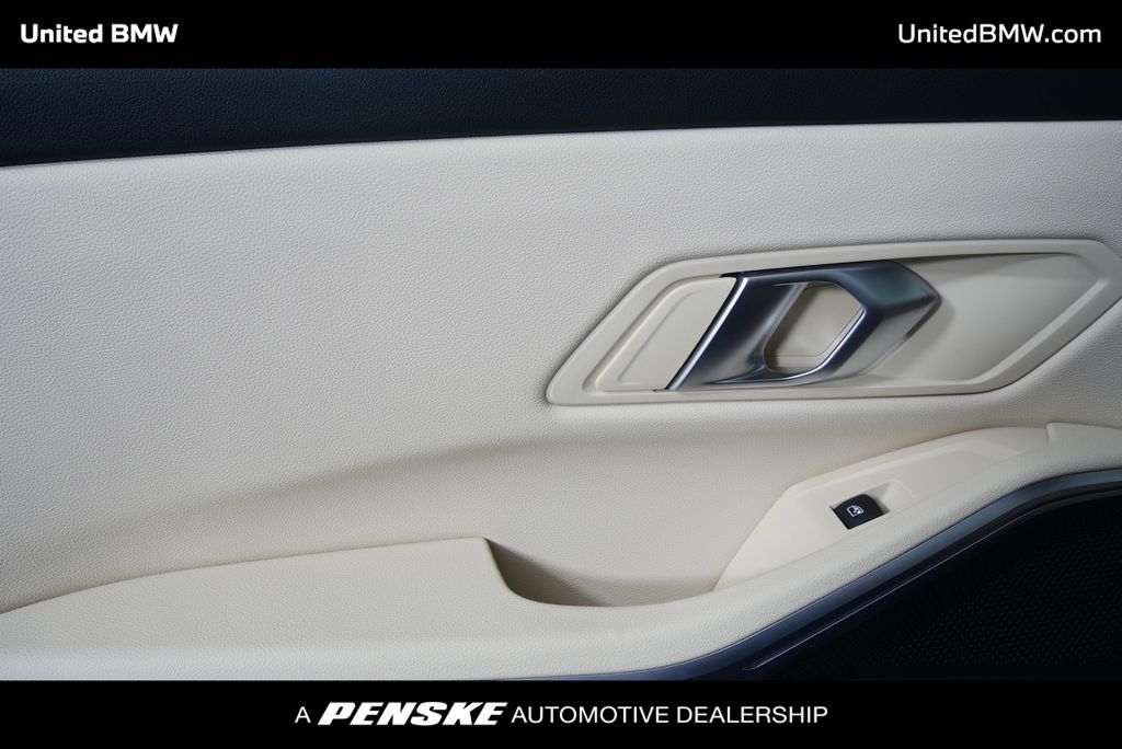 Thumbnail: 2026 BMW 3 Series - 14