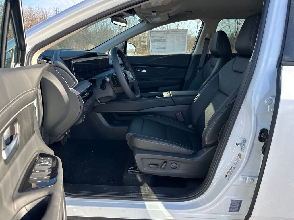 2025 Nissan Murano SV photo