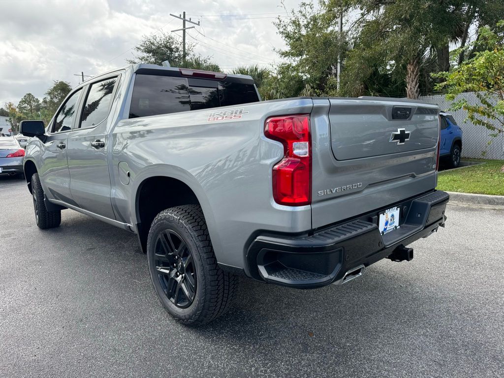 2025 Chevrolet Silverado 1500 LT Trail Boss 6