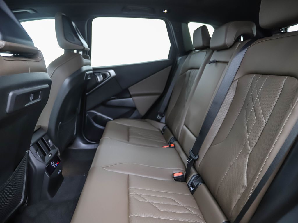 Thumbnail: 2026 BMW X3 - 21
