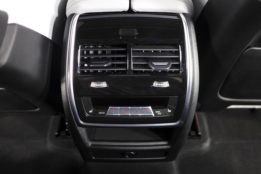 Thumbnail: 2023 BMW X6 - 23
