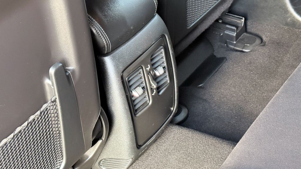 Used 2024 Dodge Durango SXT 4D Sport Utility