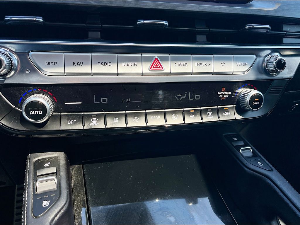 Used 2024 Black Kia SX X-Line image 16