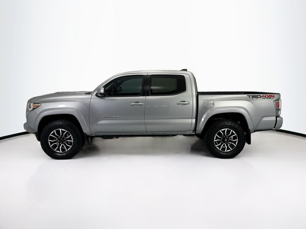 Thumbnail: 2020 Toyota Tacoma - 8