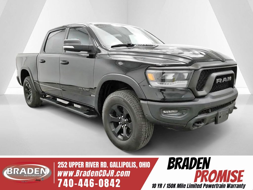 Diamond Black Crystal Pearlcoat 2020 RAM 1500 Pickup Truck Four-Wheel Drive 8-Speed Automatic