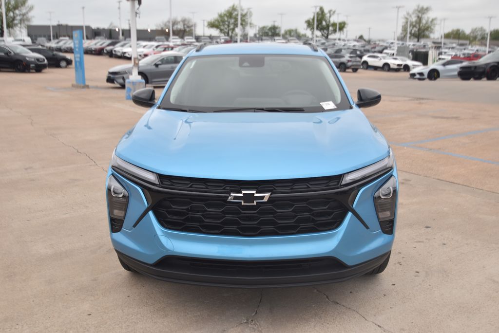 View vehicle photo 2