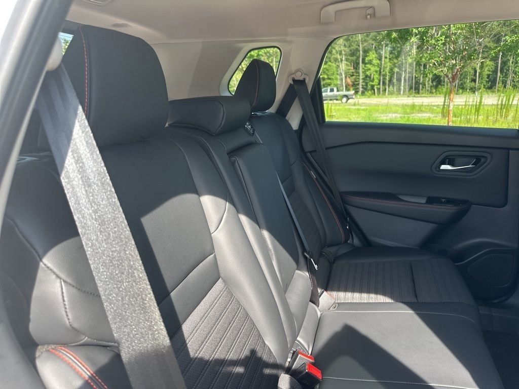 2025 Everest White Pearl Nissan Rogue Rock Creek AWD SUV